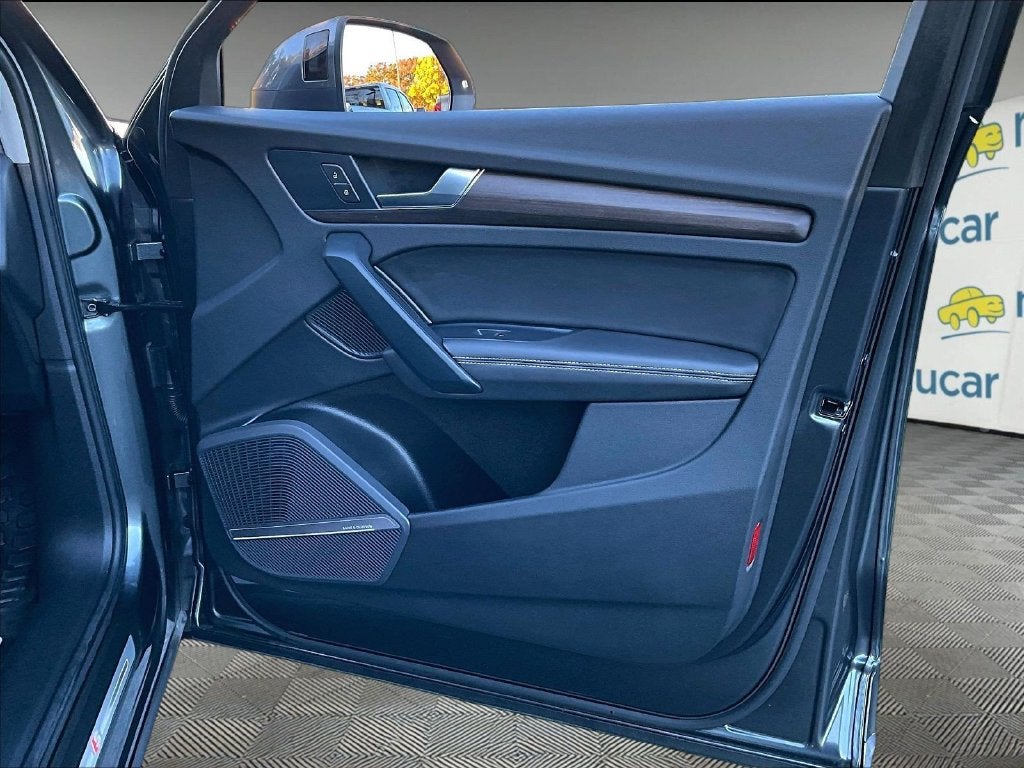 2023 Audi Q5 45 S line Prestige quattro
