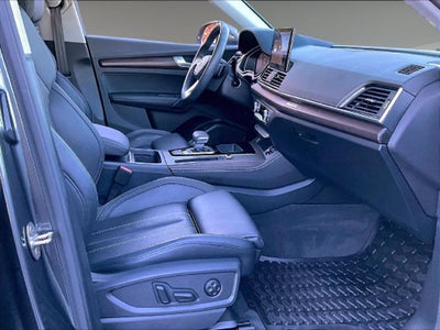 2023 Audi Q5 45 S line Prestige quattro