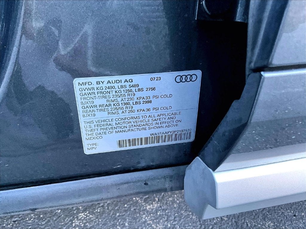 2023 Audi Q5 45 S line Prestige quattro