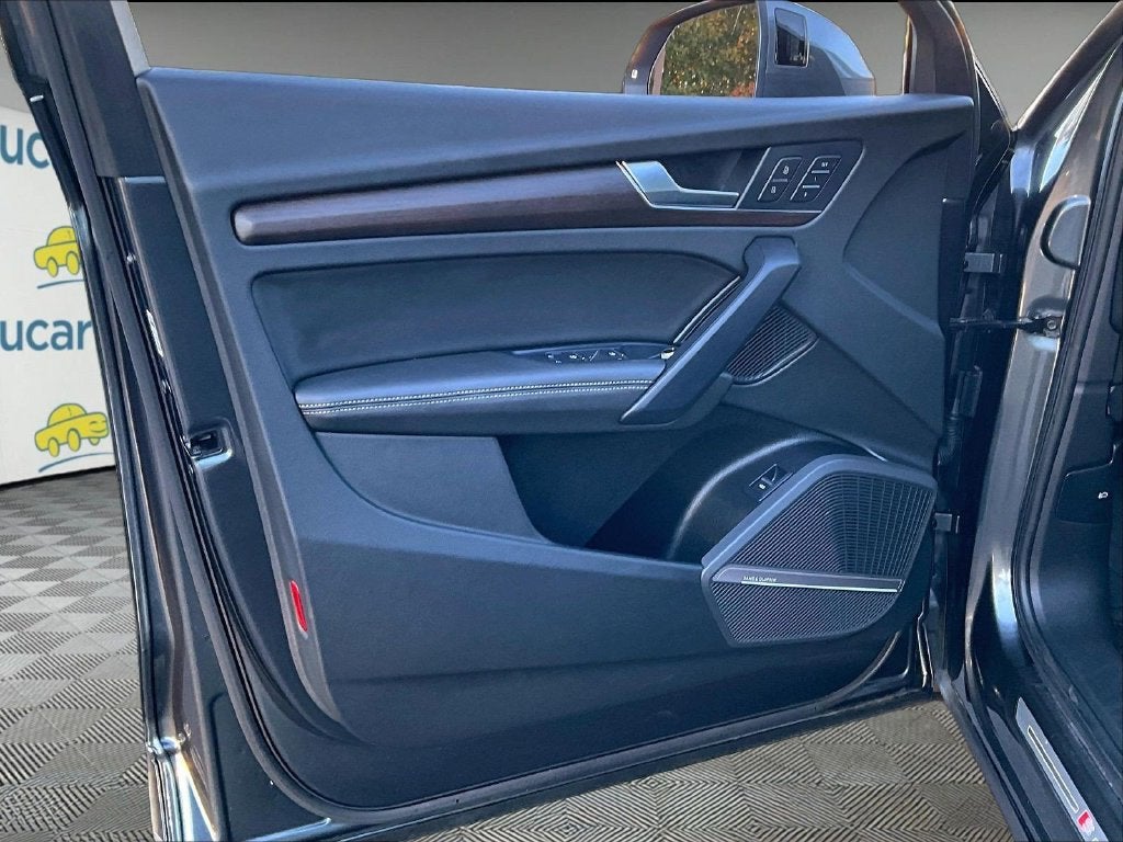 2023 Audi Q5 45 S line Prestige quattro