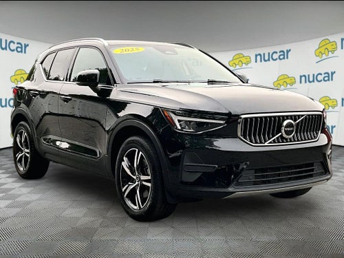 2025 Volvo XC40 B5 Core