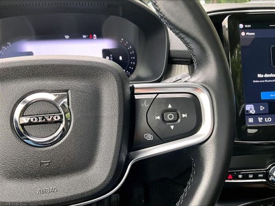 2025 Volvo XC40 B5 Core
