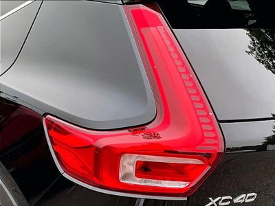 2025 Volvo XC40 B5 Core