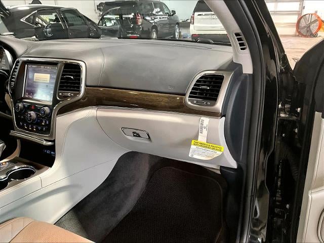 2017 Jeep Grand Cherokee Summit