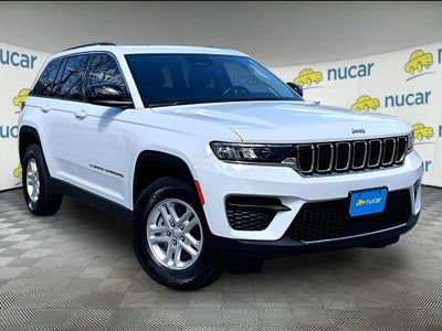 2022 Jeep Grand Cherokee Laredo