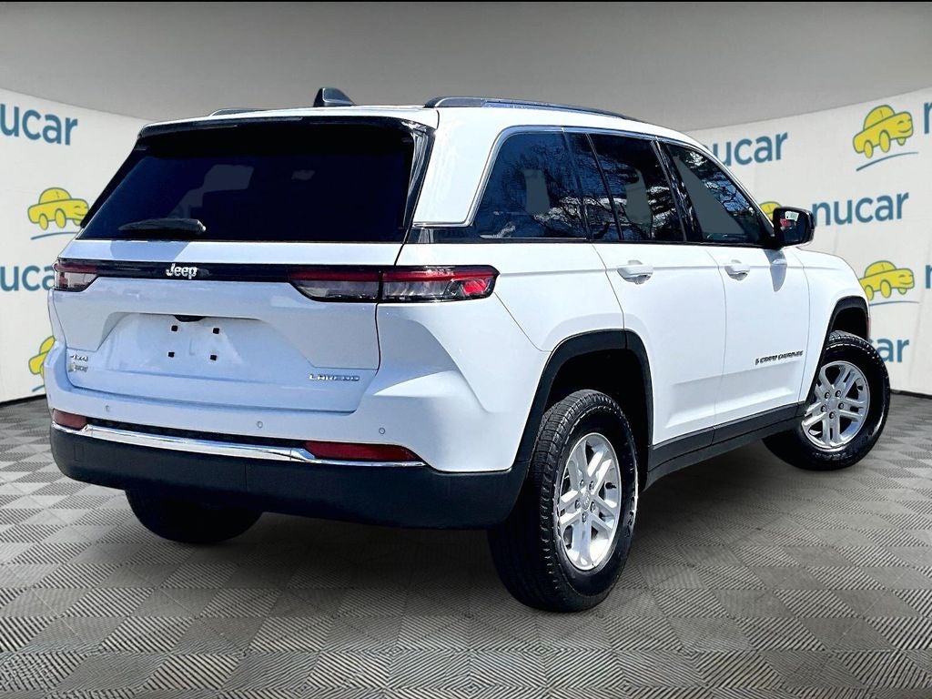 2022 Jeep Grand Cherokee Laredo
