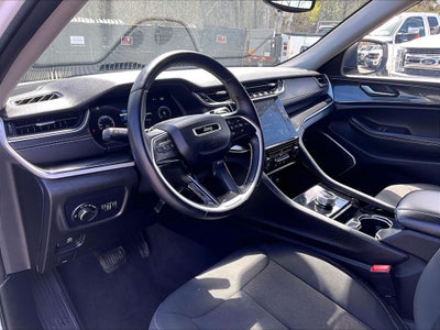 2022 Jeep Grand Cherokee Laredo