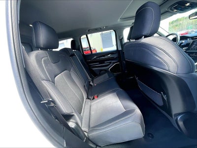 2022 Jeep Grand Cherokee Laredo