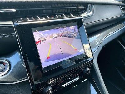 2022 Jeep Grand Cherokee Laredo