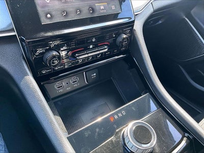 2022 Jeep Grand Cherokee Laredo