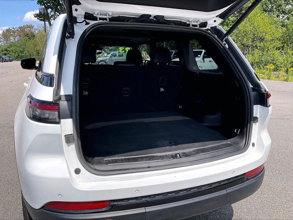 2023 Jeep Grand Cherokee Altitude X