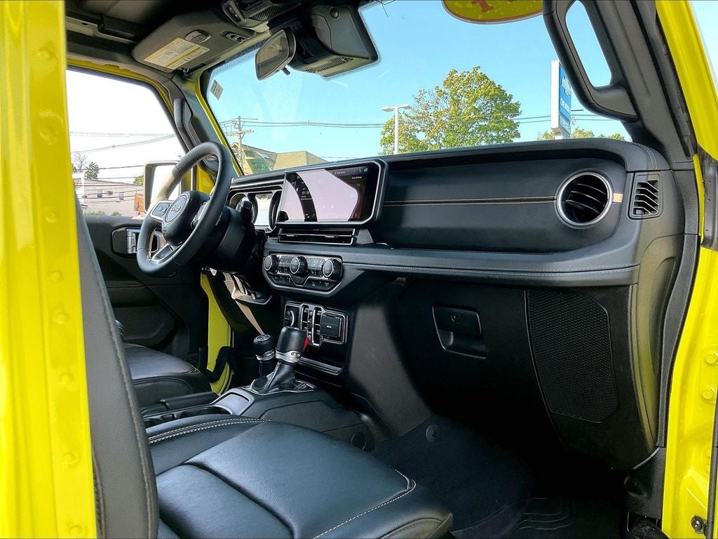 2024 Jeep Wrangler Sahara 4xe