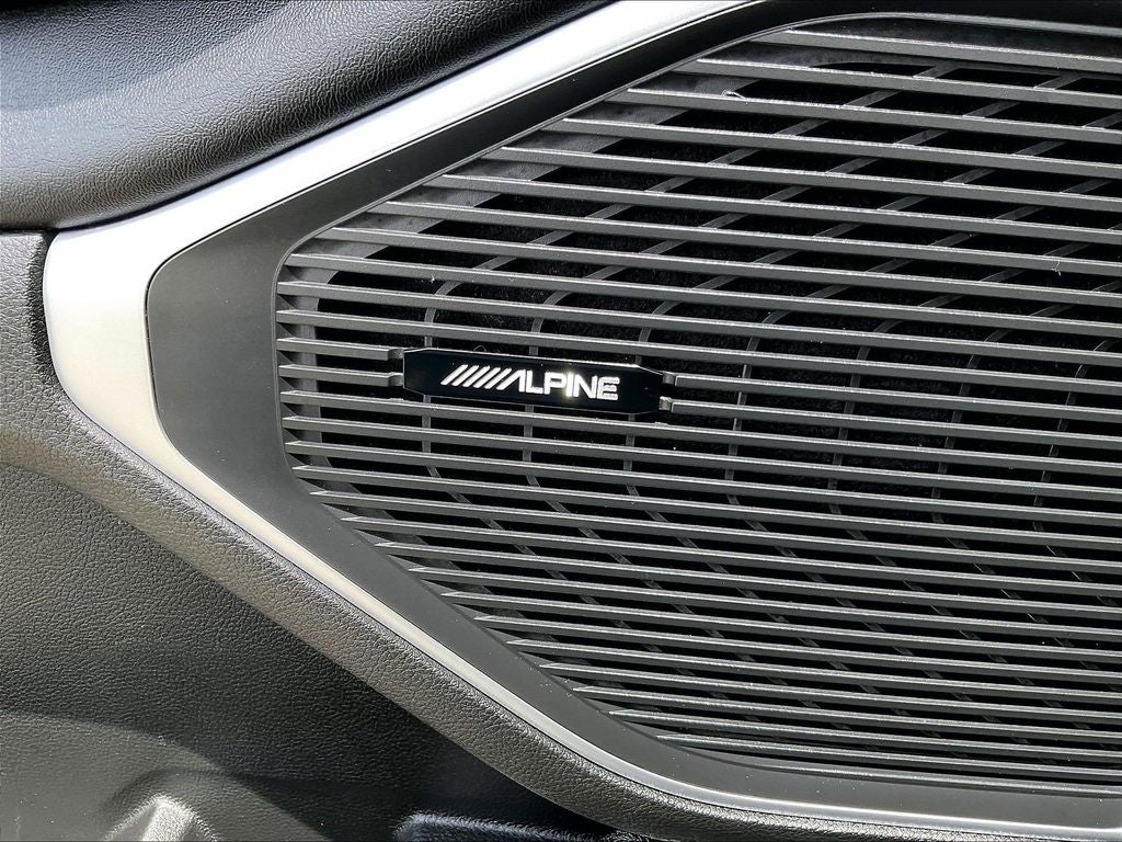 2023 Jeep Wagoneer Base