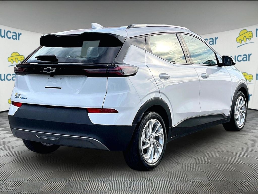 2022 Chevrolet Bolt EUV LT