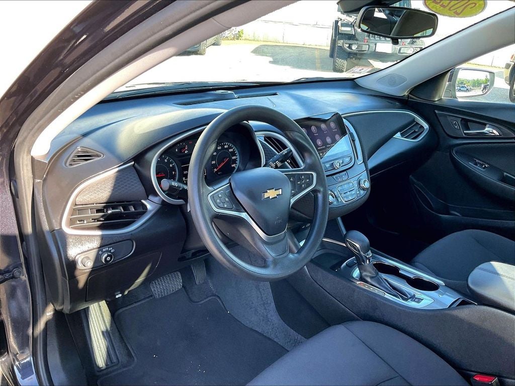 2022 Chevrolet Malibu LT