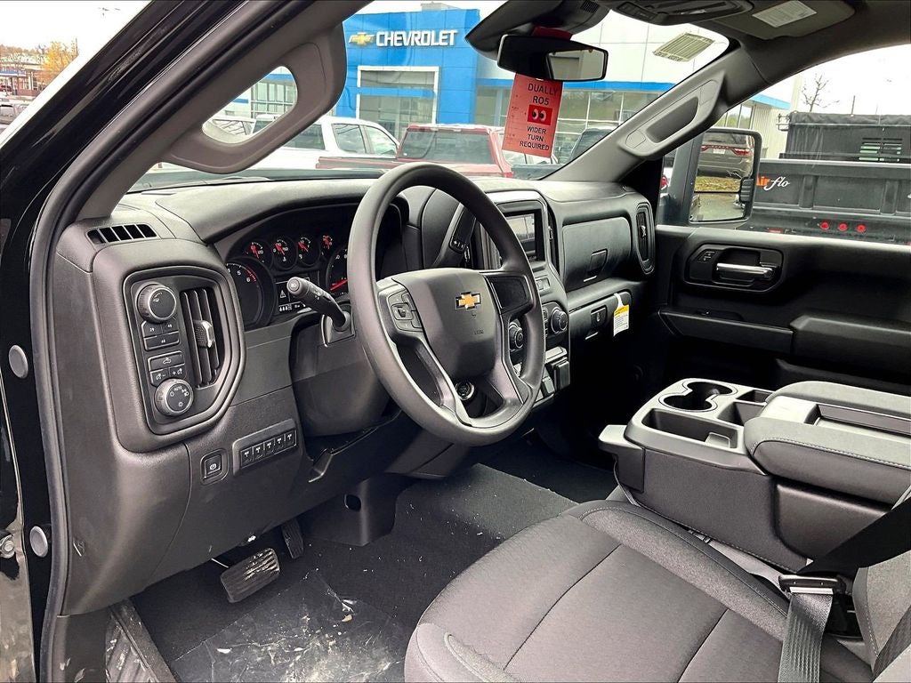 2025 Chevrolet Silverado 3500HD Work Truck