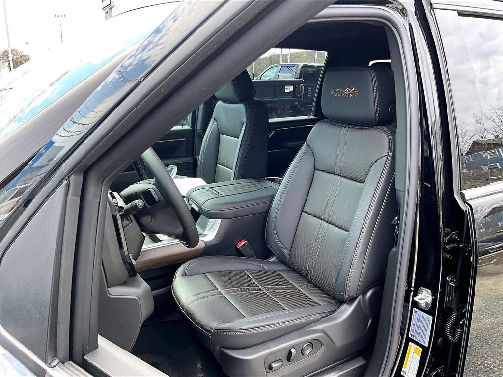2026 Chevrolet Silverado 3500HD High Country