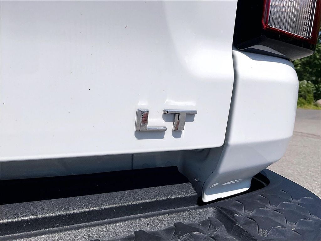 2024 Chevrolet Colorado LT