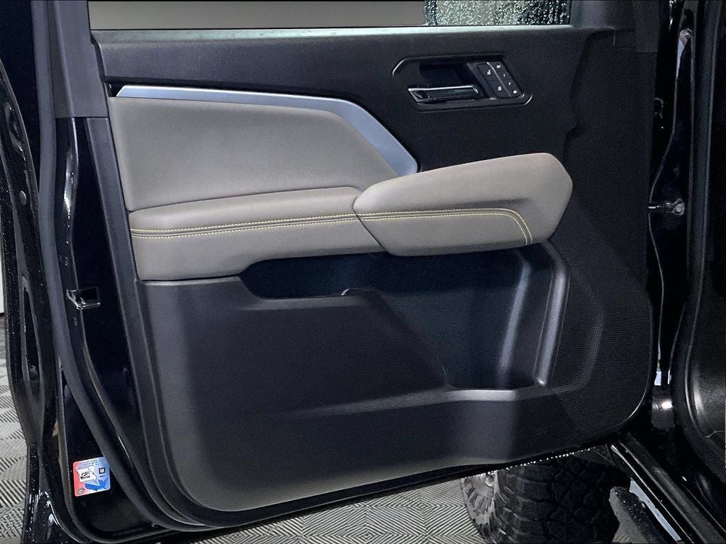 2025 Chevrolet Colorado ZR2