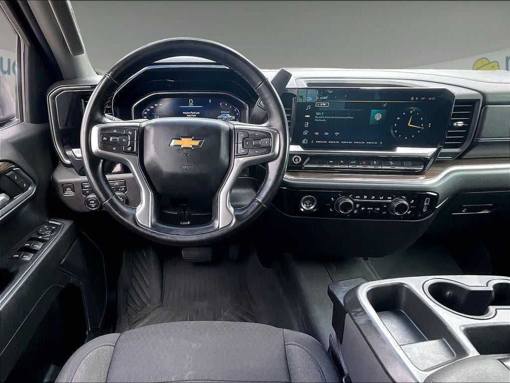 2023 Chevrolet Silverado 1500 LT LT1