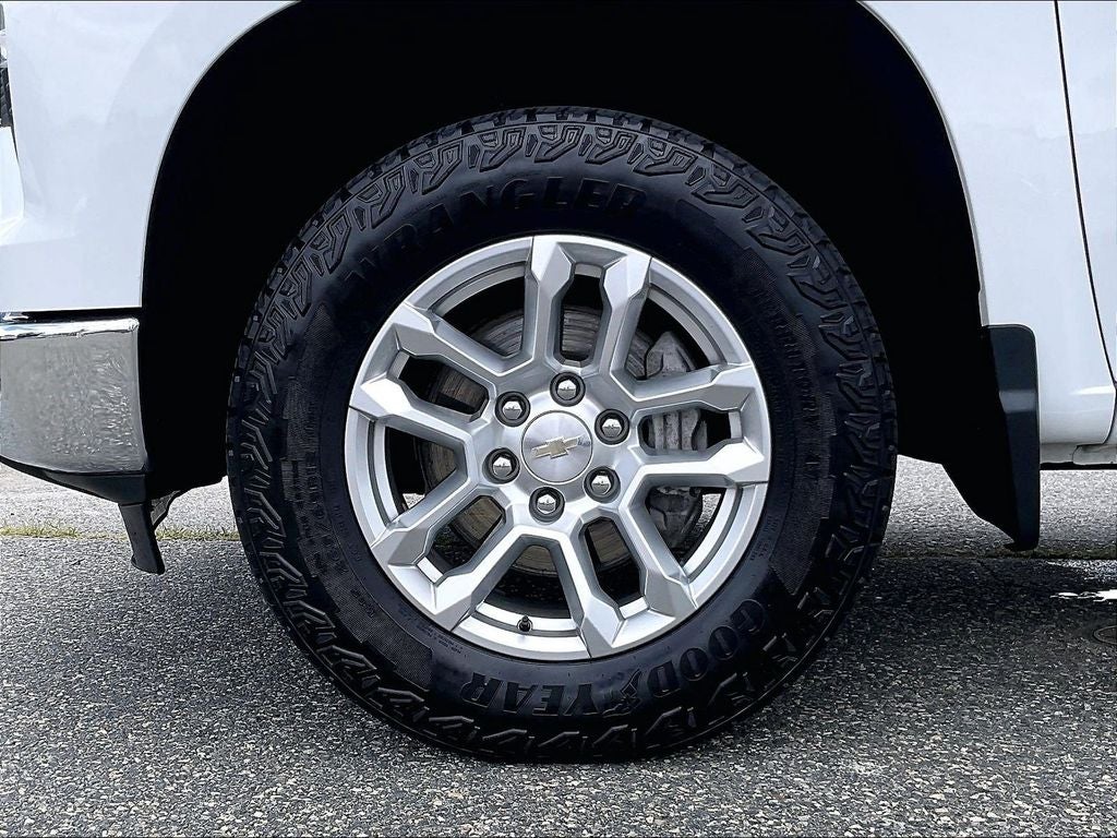 2023 Chevrolet Silverado 1500 LT LT1