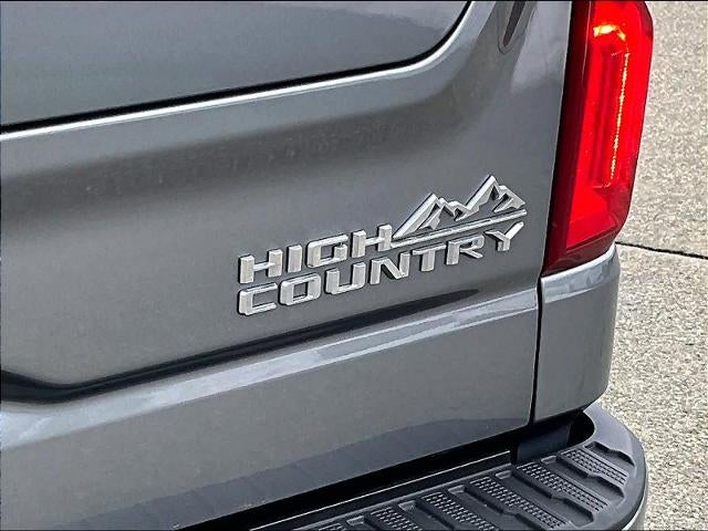 2022 Chevrolet Silverado 1500 LTD High Country