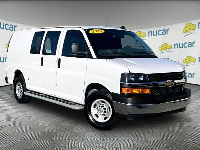 2024 Chevrolet Express Cargo Van RWD 2500 135"