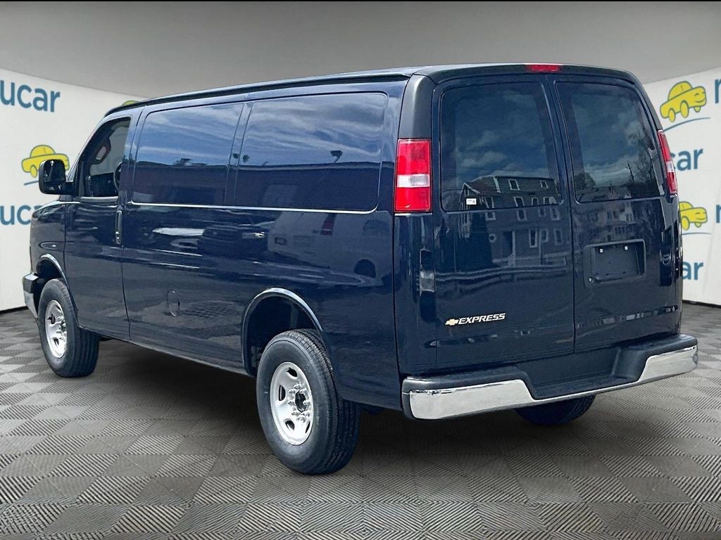 2026 Chevrolet Express 2500 Work Van Cargo