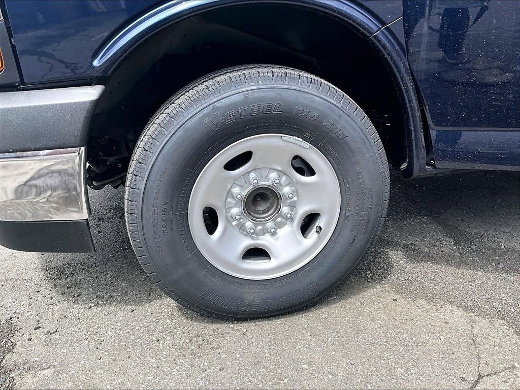 2026 Chevrolet Express 2500 Work Van Cargo