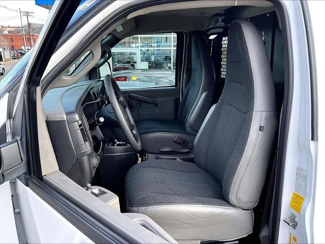 2024 Chevrolet Express Cargo Van RWD 2500 135"