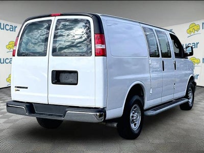 2024 Chevrolet Express Cargo Van RWD 2500 135"