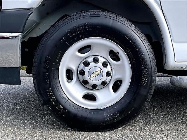 2024 Chevrolet Express Cargo Van RWD 2500 135"