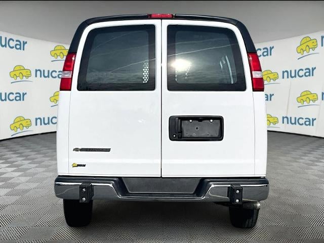 2024 Chevrolet Express Cargo Van RWD 2500 135"
