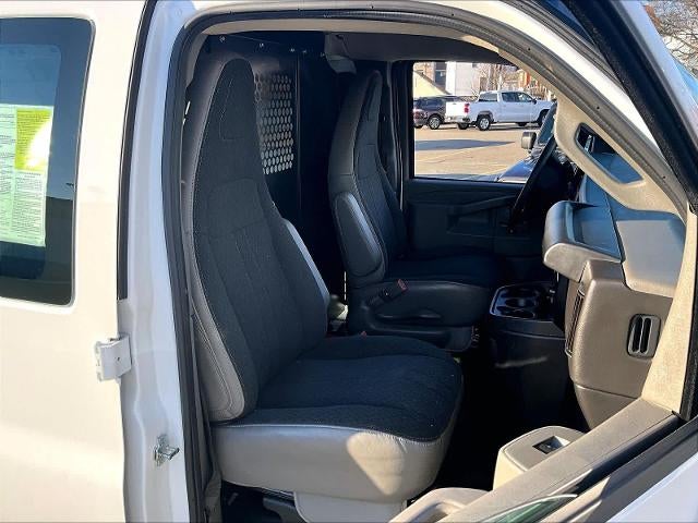 2024 Chevrolet Express Cargo Van RWD 2500 135"