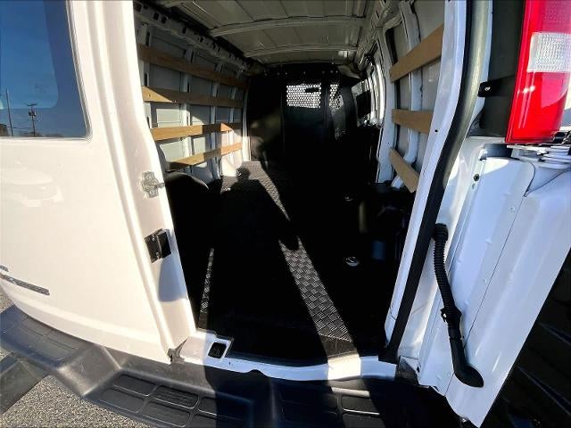2024 Chevrolet Express Cargo Van RWD 2500 135"