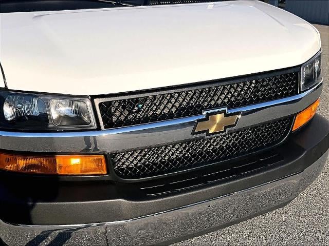 2024 Chevrolet Express Cargo Van RWD 2500 135"