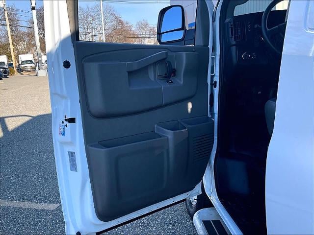 2024 Chevrolet Express Cargo Van RWD 2500 135"