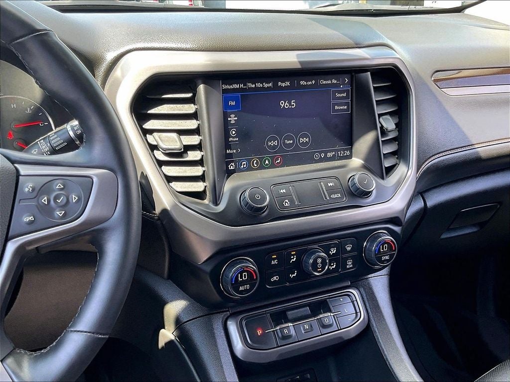 2023 GMC Acadia AT4