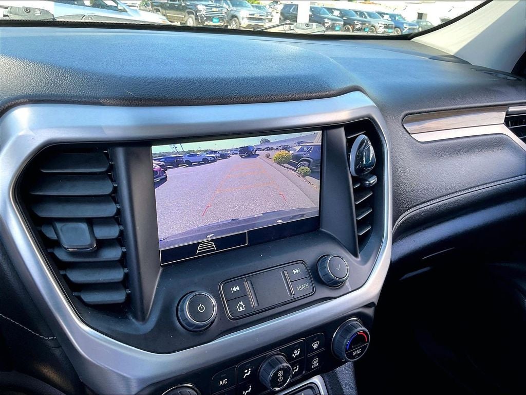 2023 GMC Acadia SLE