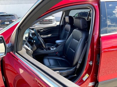 2022 GMC Acadia SLT