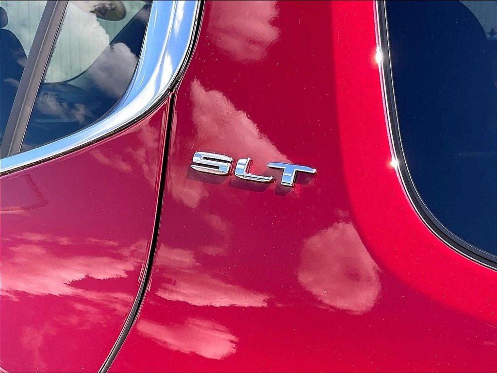 2022 GMC Acadia SLT