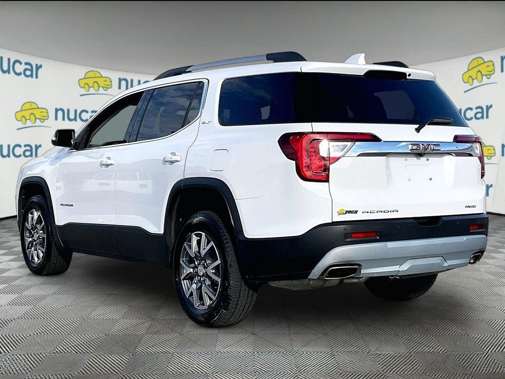 2023 GMC Acadia SLT