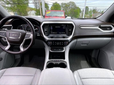 2023 GMC Acadia SLT