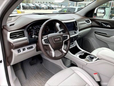 2023 GMC Acadia SLT