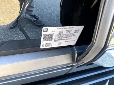 2023 GMC Yukon SLT