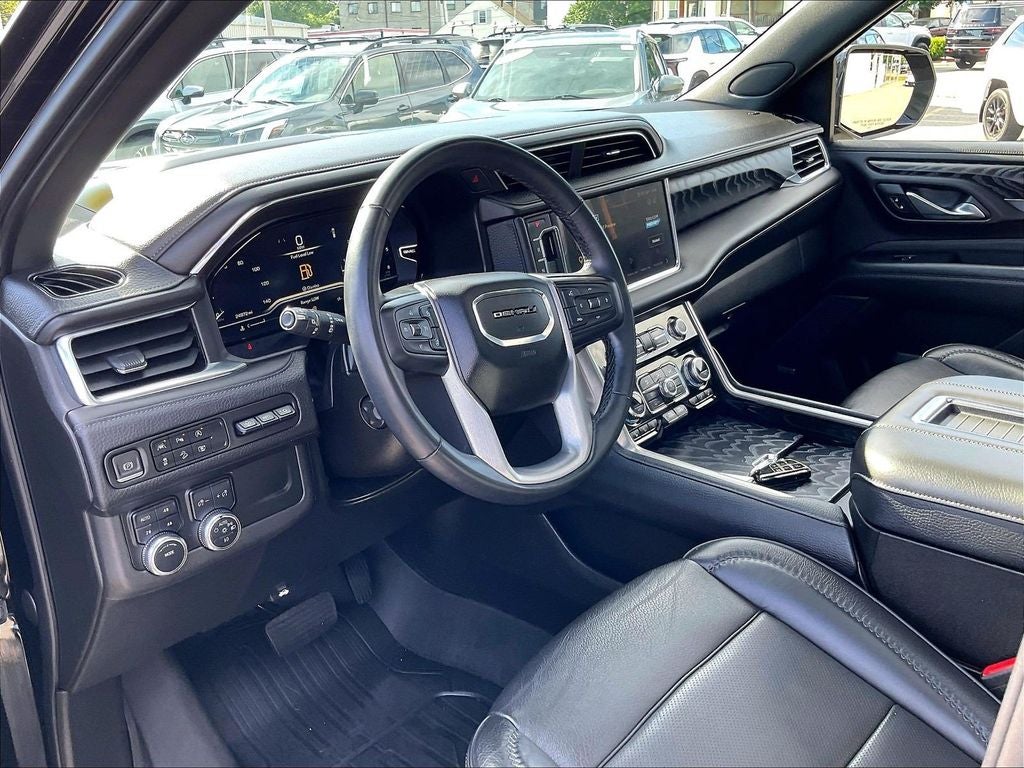 2023 GMC Yukon XL Denali