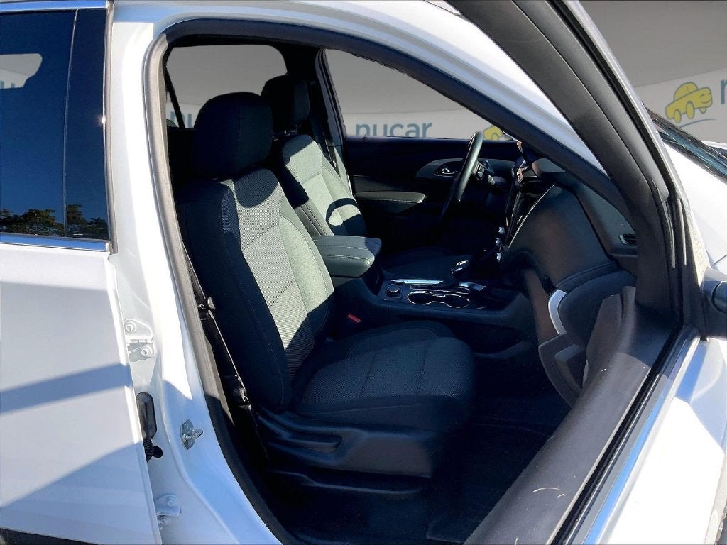 2024 Chevrolet Traverse Limited LT Cloth