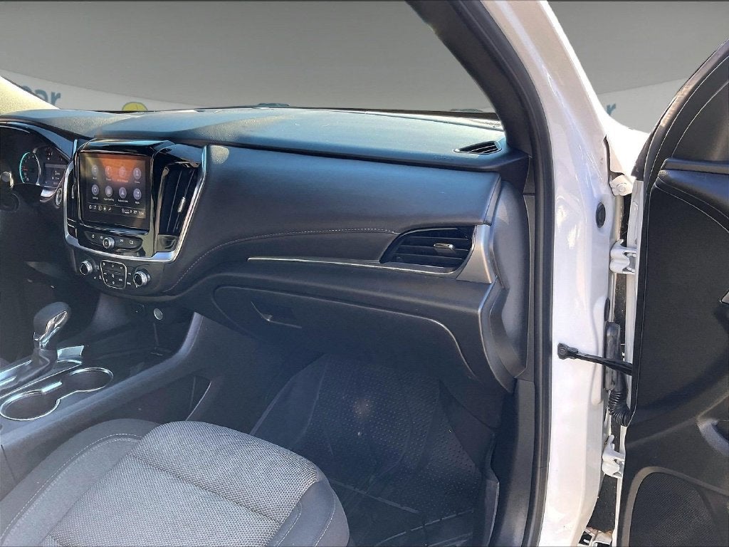 2024 Chevrolet Traverse Limited LT Cloth