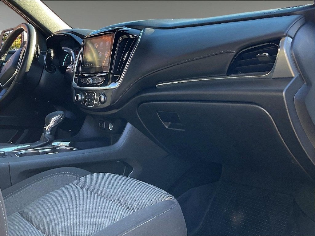 2024 Chevrolet Traverse Limited LT Cloth