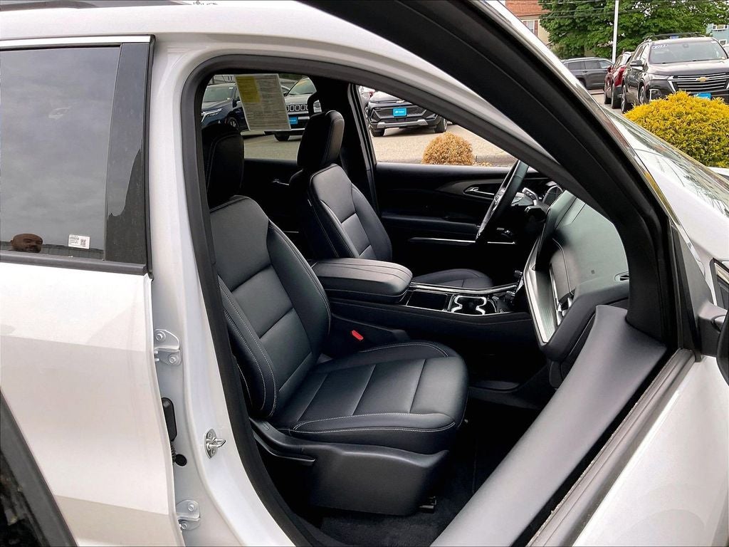 2026 Chevrolet Traverse LT 2LT